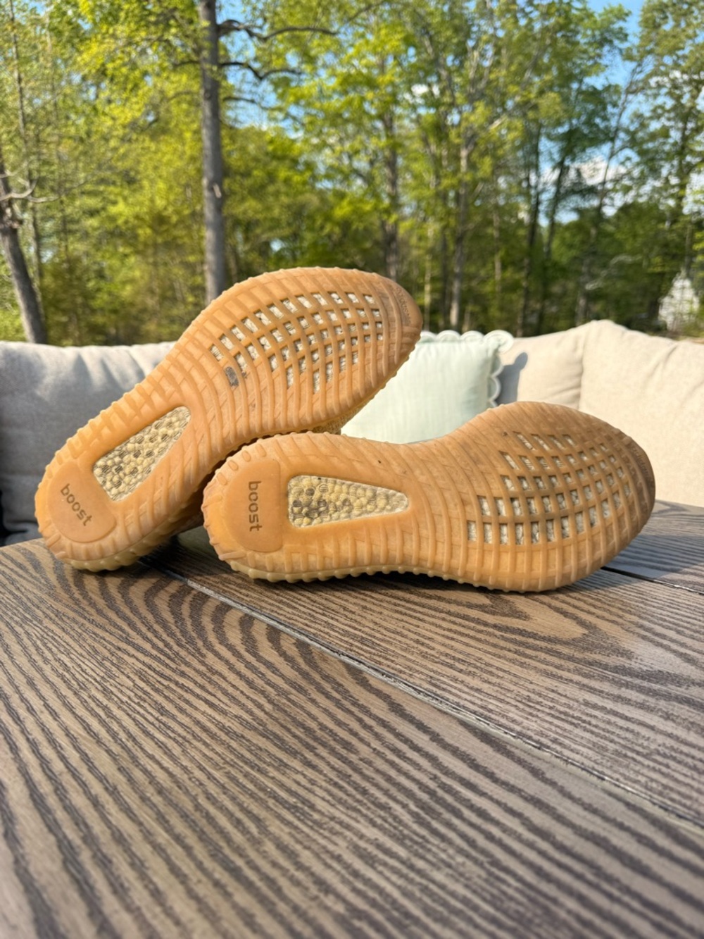 Men’s Adidas Yeezy Boost 350 V2 Linen Sneakers - Picture 7 of 7